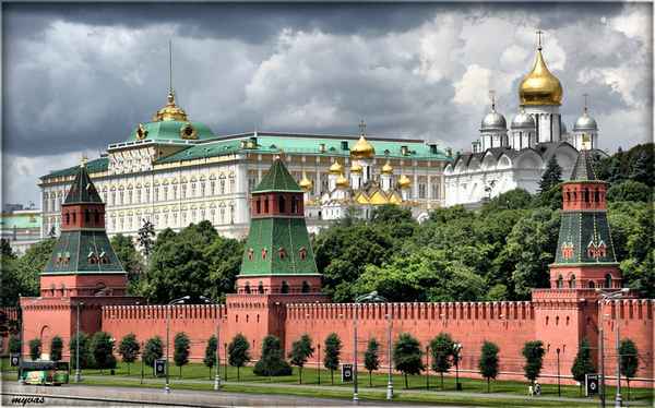 Памятники Московского Кремля: список, описание, фото